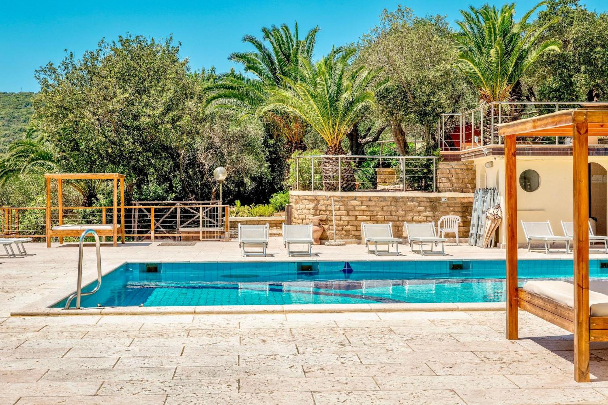 Isa - Residence With Pool And Private Beach In Talamone Just 500 Mt From The Beach Exterior photo